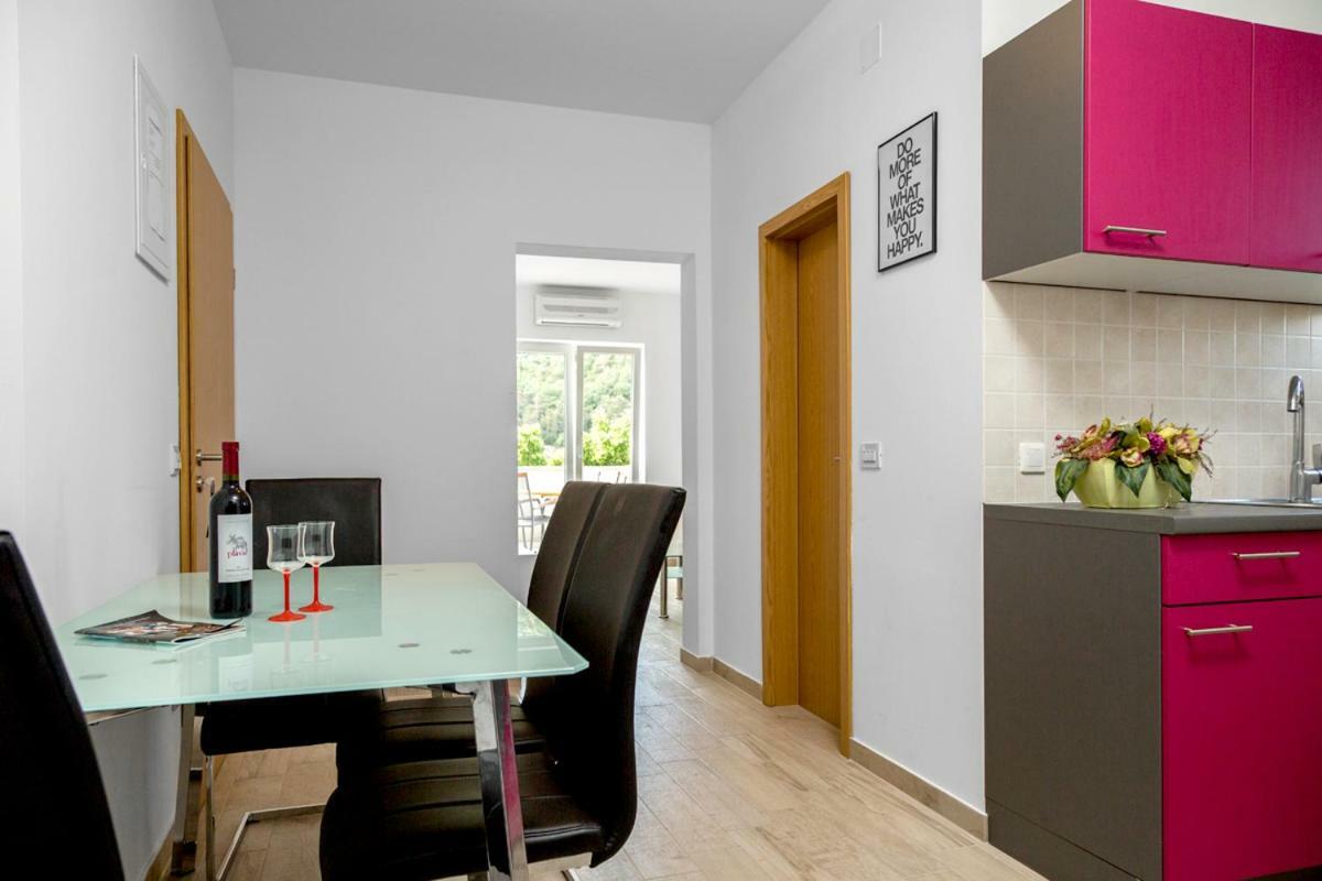 Dubravka Apartmani Mokošica Exterior foto
